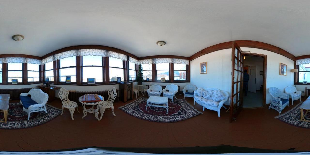 Red Rock Inn エクステリア 写真